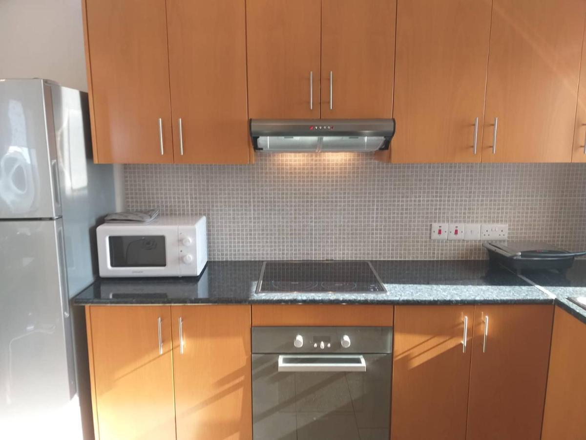 Horizon Luxury Apartment 4 Larnaca Ngoại thất bức ảnh